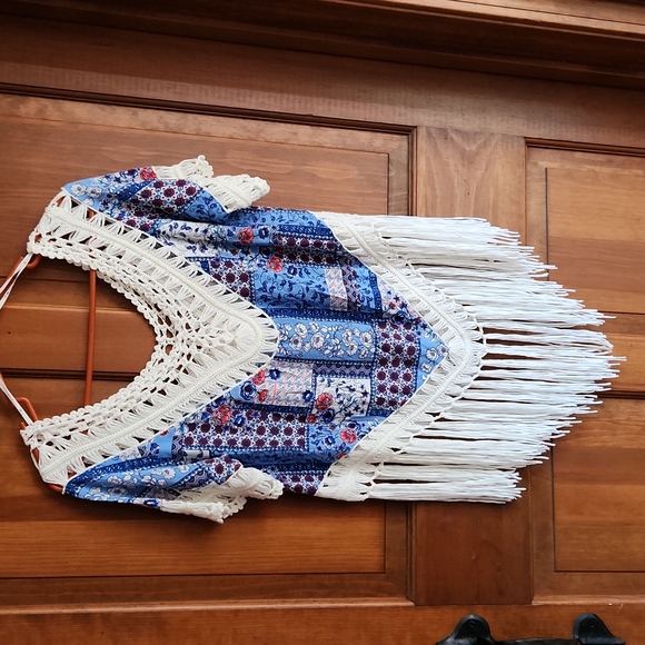 Fun Boho Fringe Top😍😍 - Picture 5 of 9